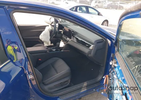 2025 Toyota Camry Xle from USA, damaged, VIN 4T1DAACK3SU089846